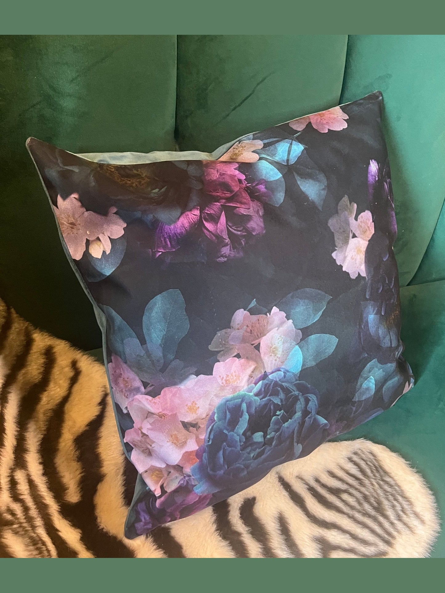 Gothic roses luxury velvet cushion