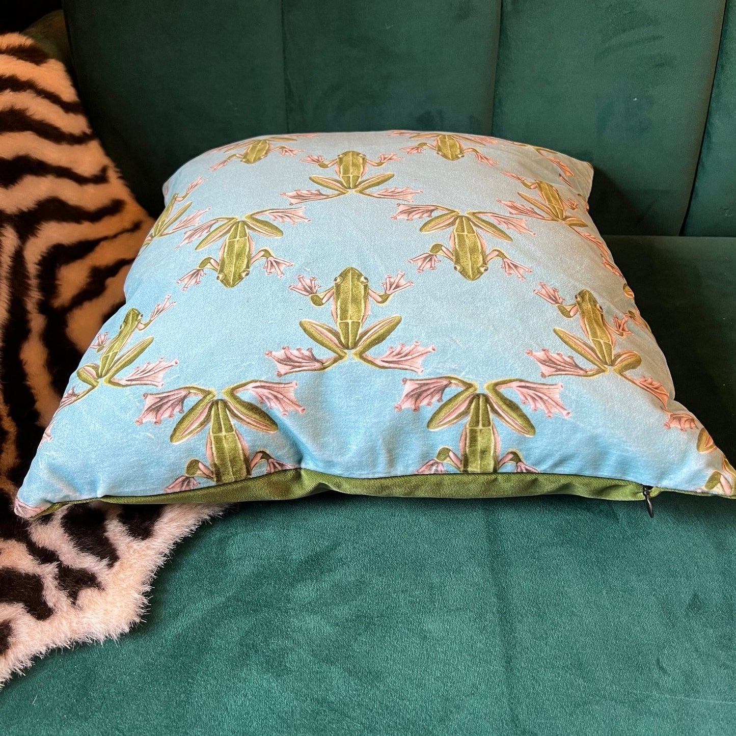 Wood frog luxury velvet cushion Harlequin