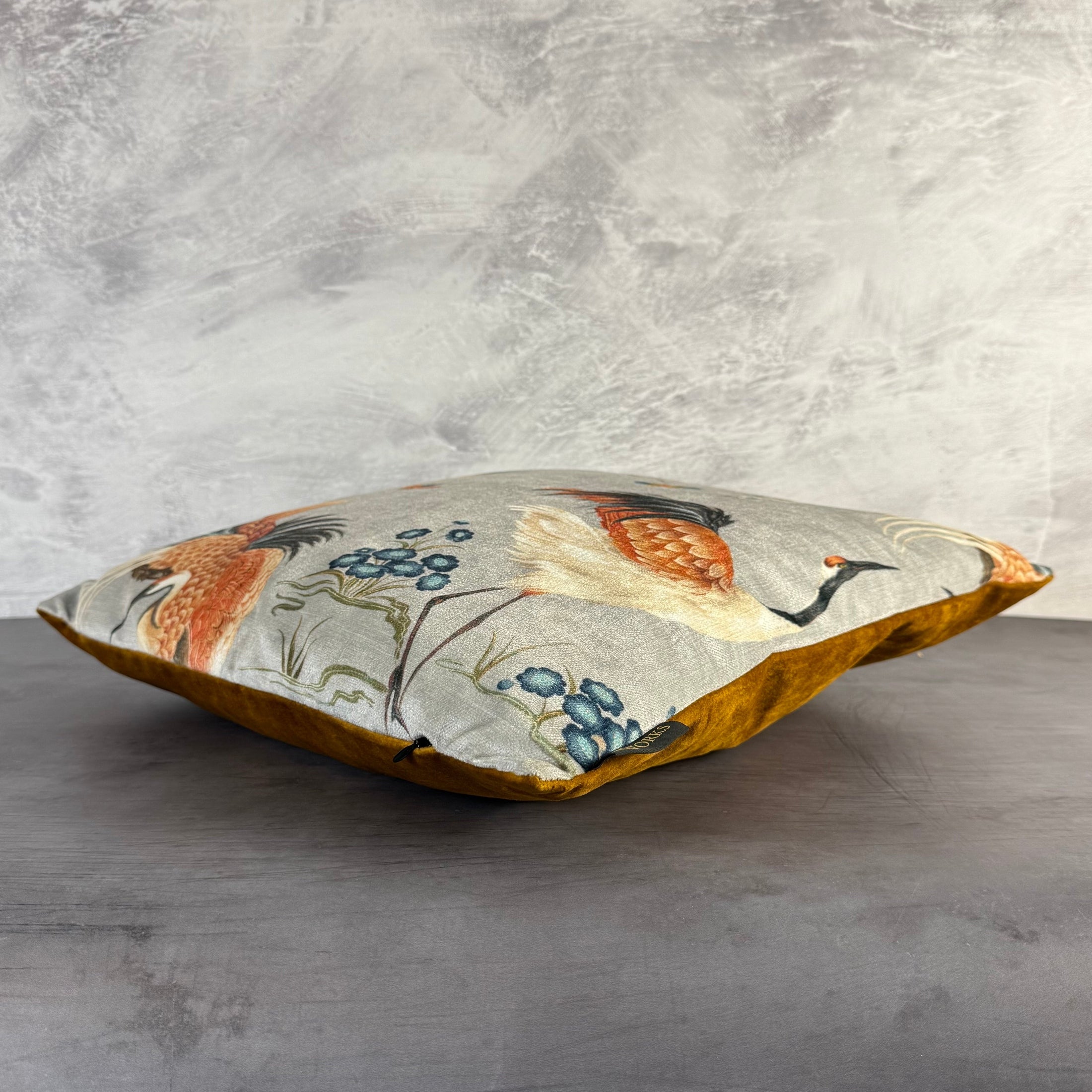Mamoritai Crane | Cream & Gold Cotton | Cushion