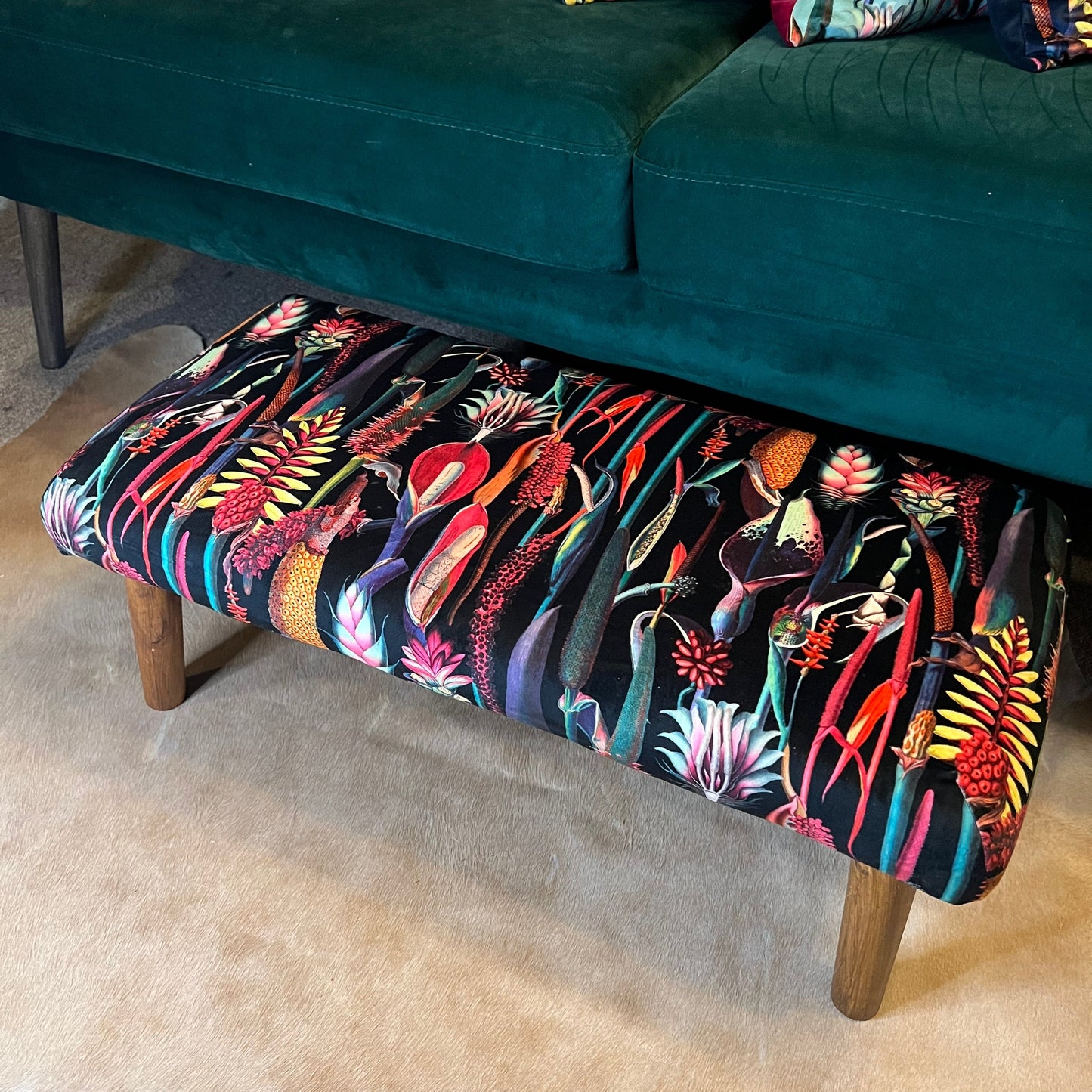 Botanical lily black velvet Footstool