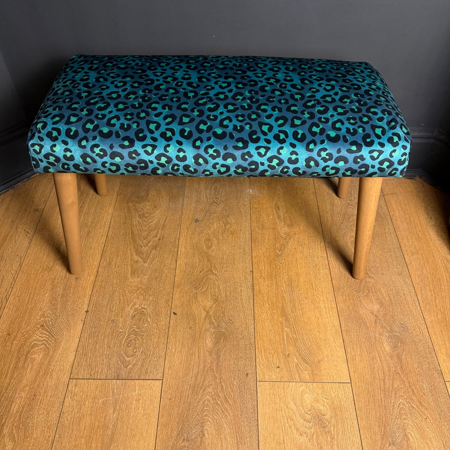 Becca Who leopard skin bench / shoe seat / dressing room seat