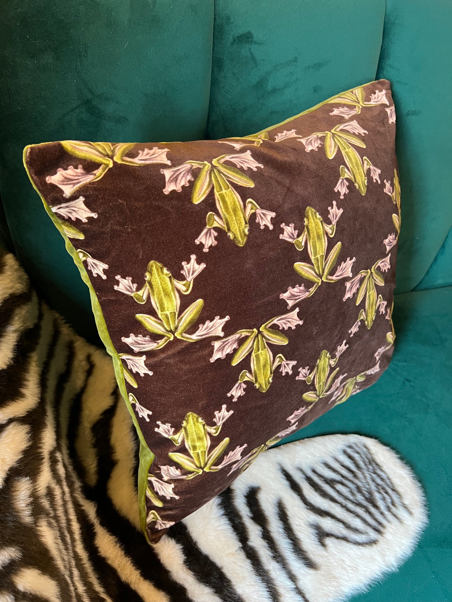 Wood frog luxury velvet cushion Harlequin