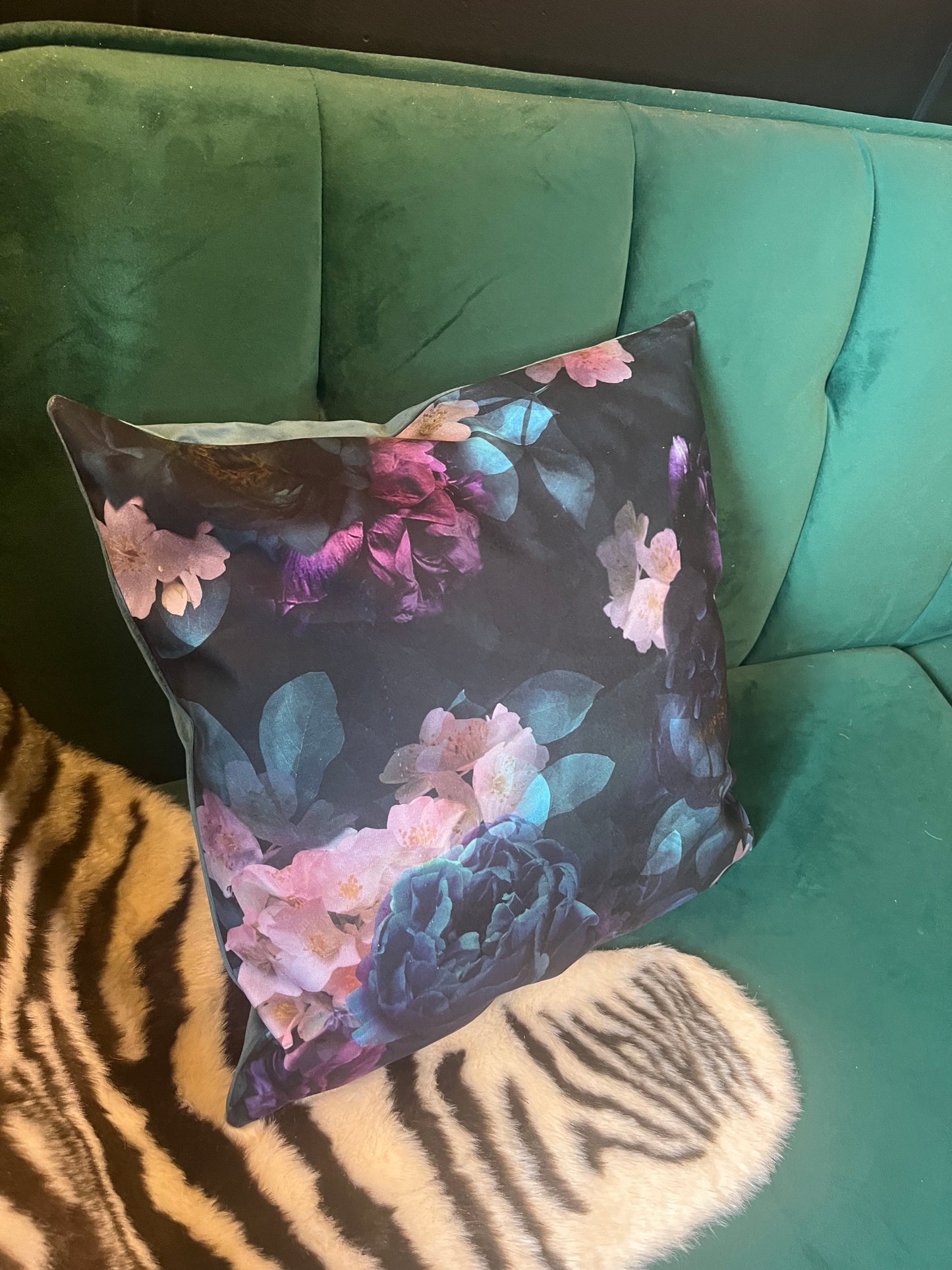 Gothic roses luxury velvet cushion