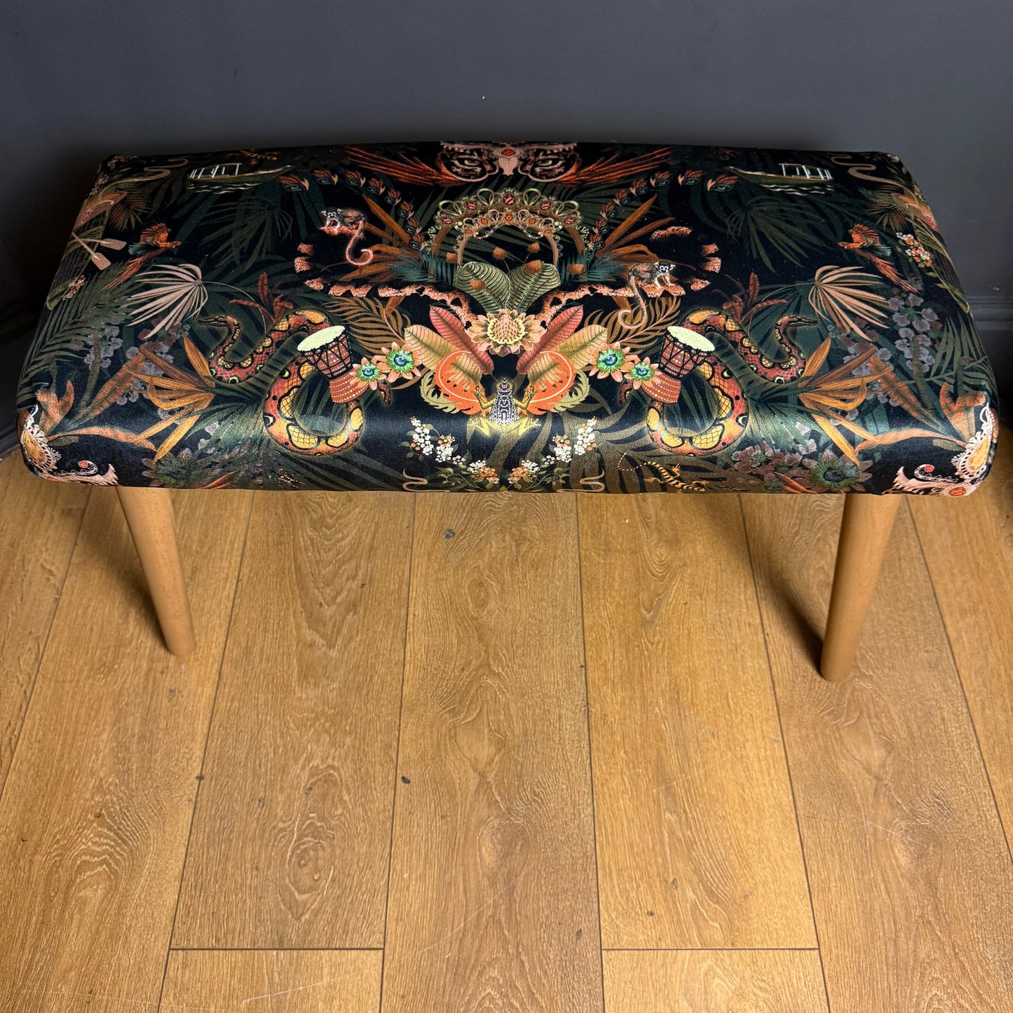 Amazon trip velvet bench seat / shoe seat / boot room bench Becca Who