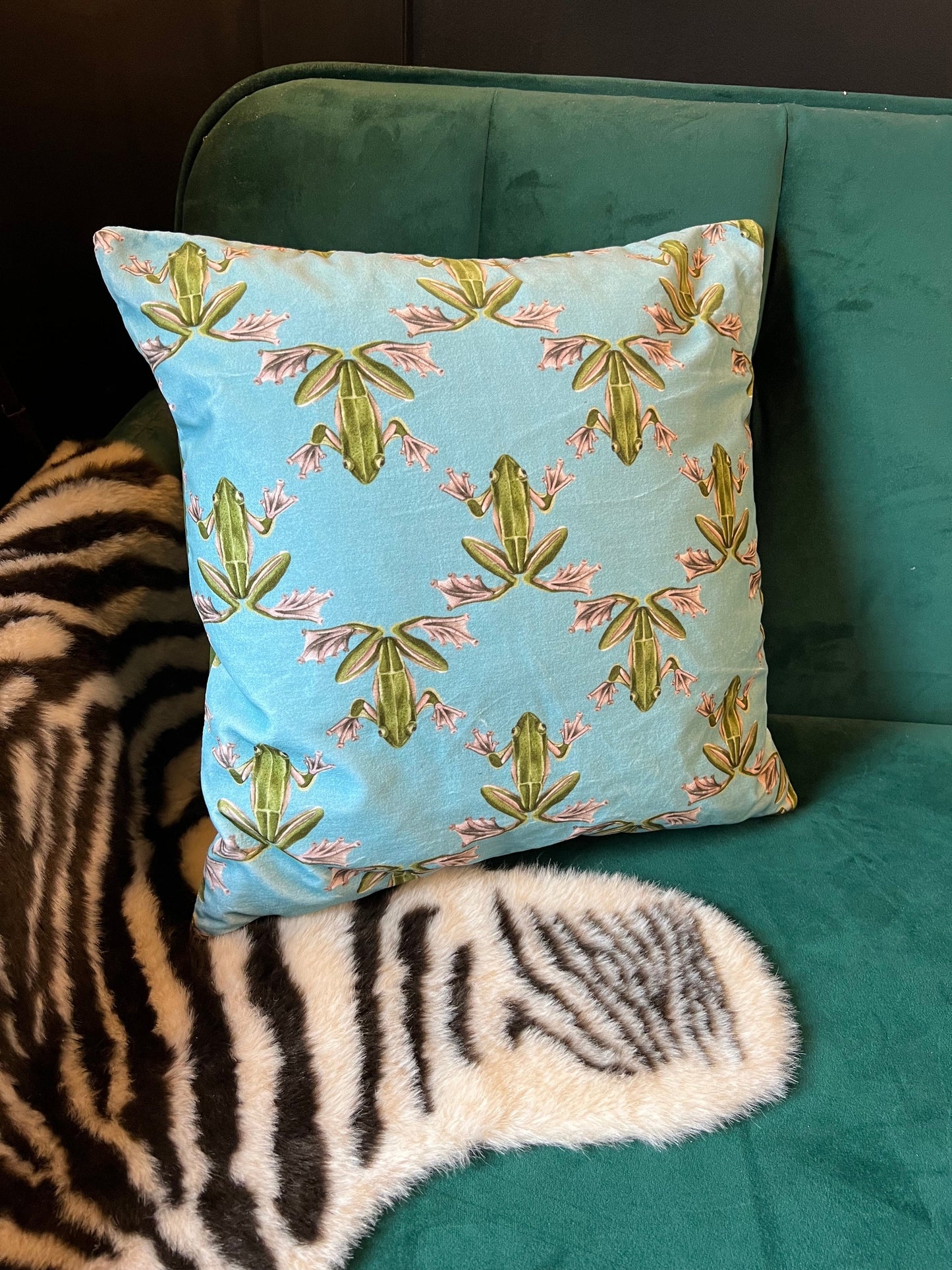 Wood frog luxury velvet cushion Harlequin