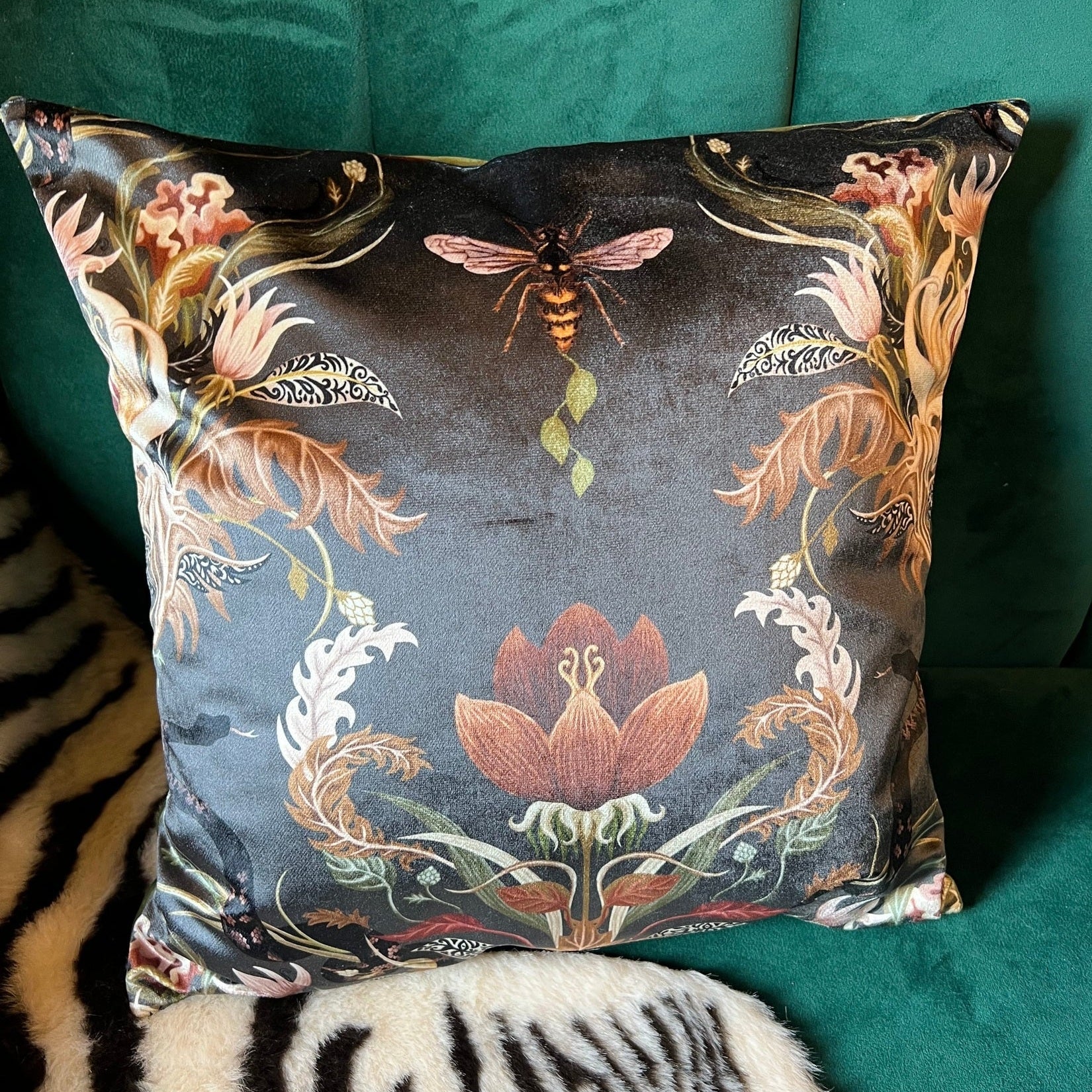 Serpentwind | Black & Gold Velvet | Becca Who | Cushion
