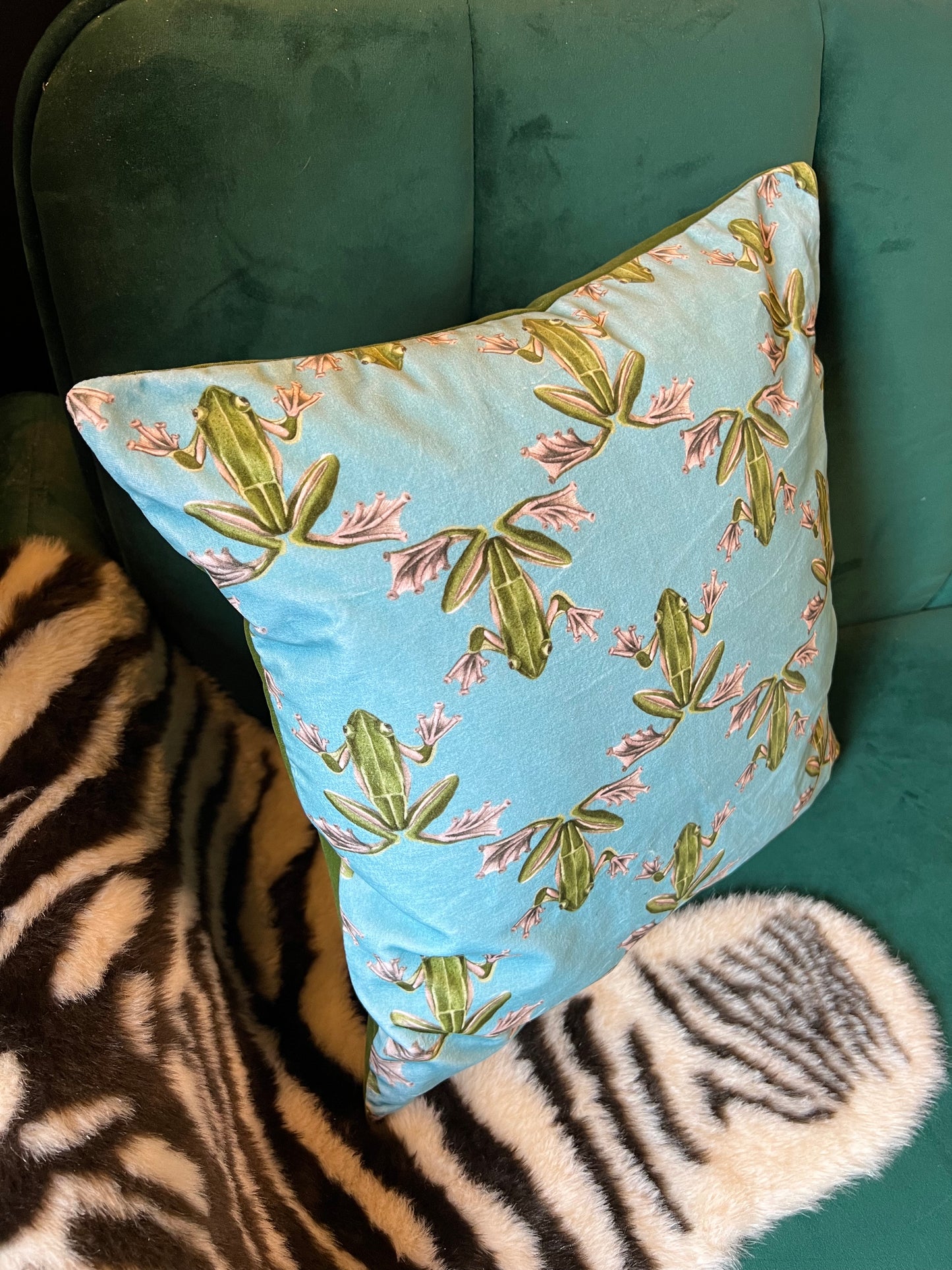 Wood frog luxury velvet cushion Harlequin