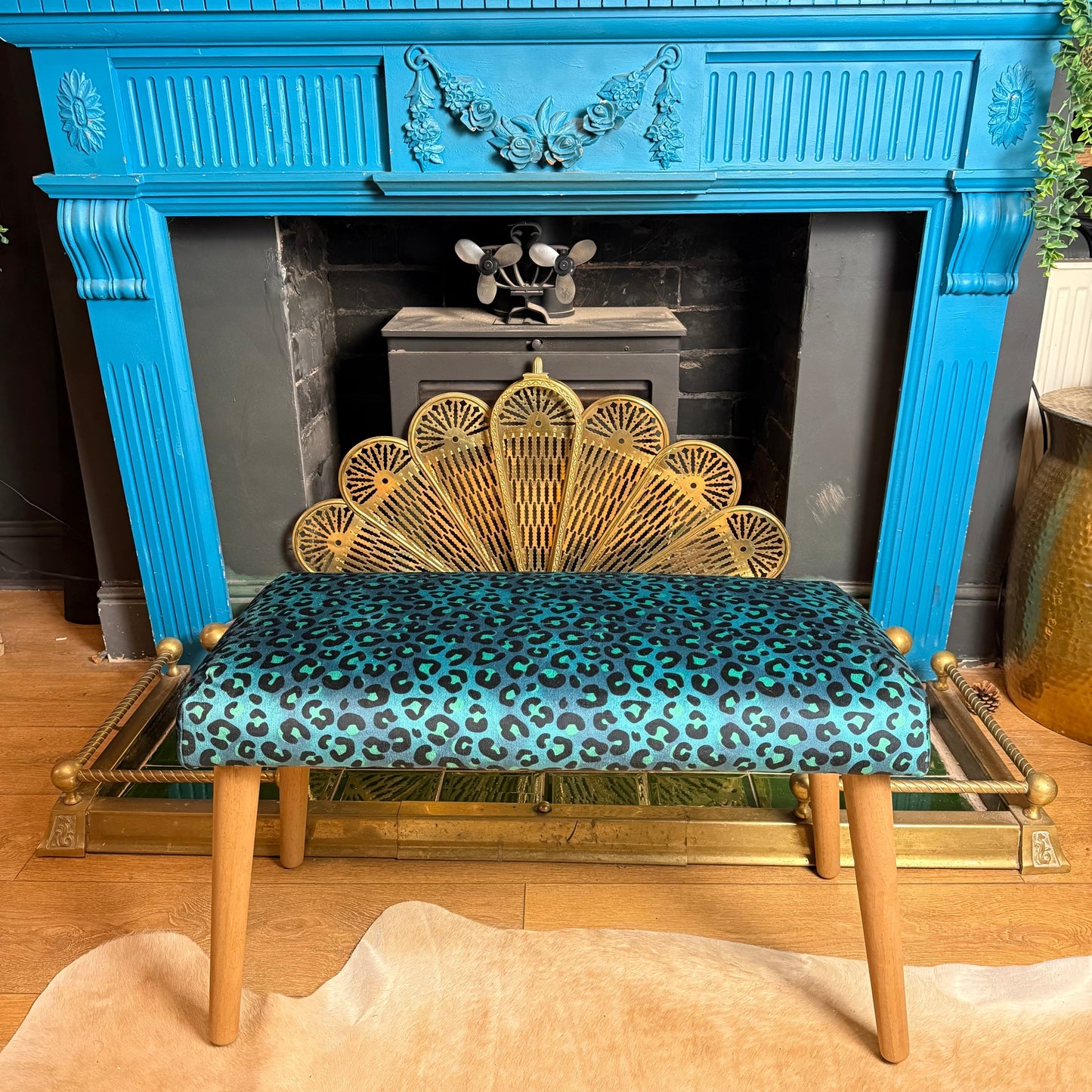 Becca Who leopard skin bench / shoe seat / dressing room seat