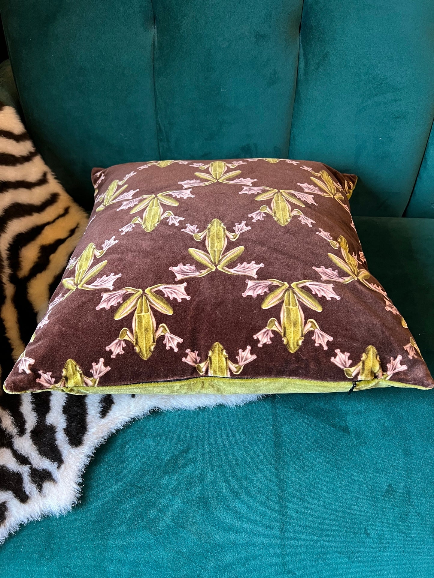 Wood frog luxury velvet cushion Harlequin